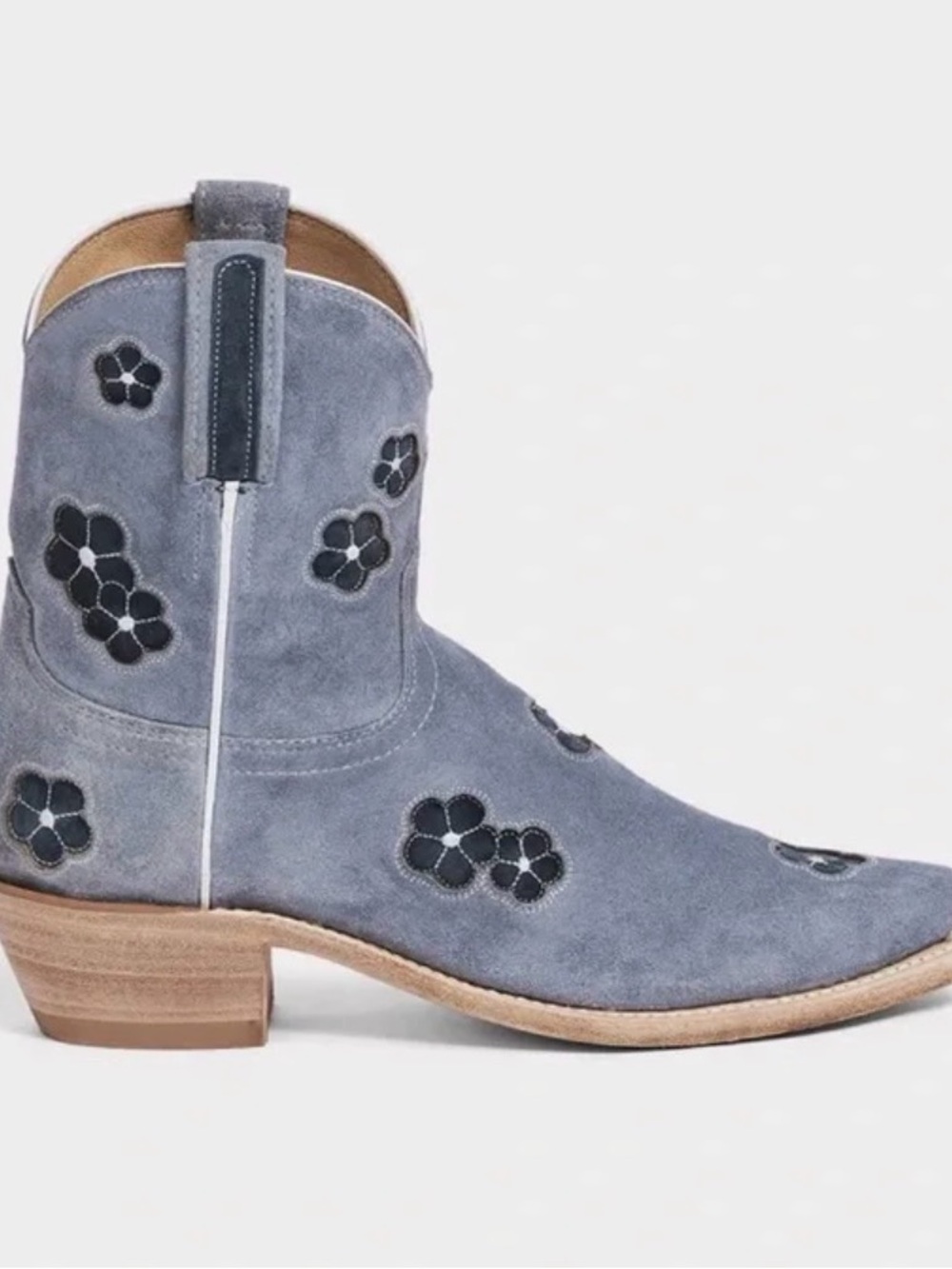 ISO Lucchese flora boots 5.5-6.5
